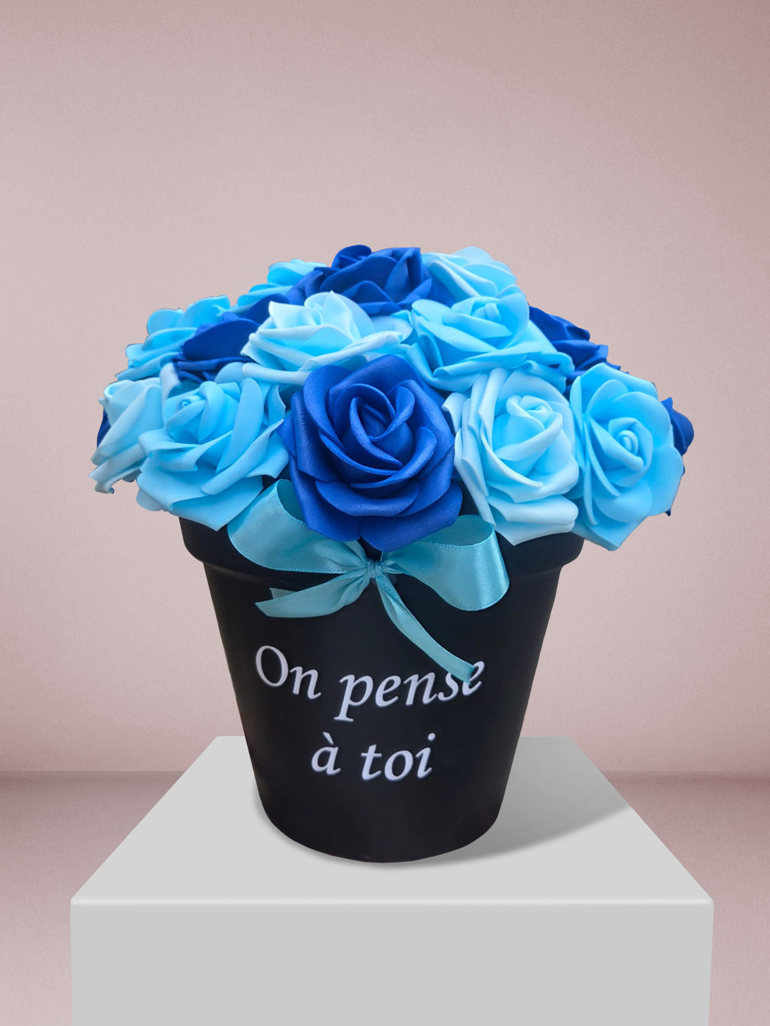 Pot funéraire en roses